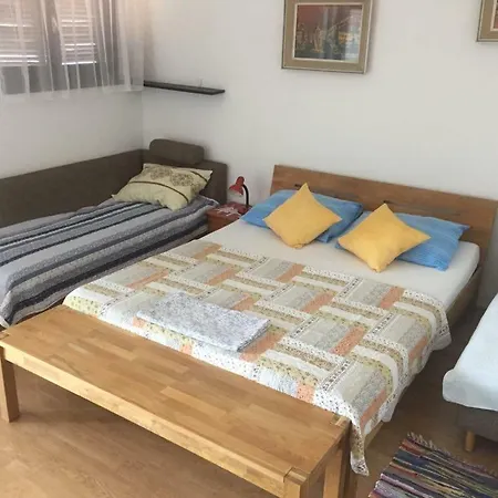 Apartment Subota *