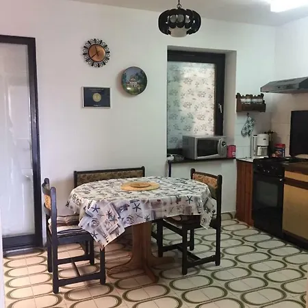 Subota Apartment